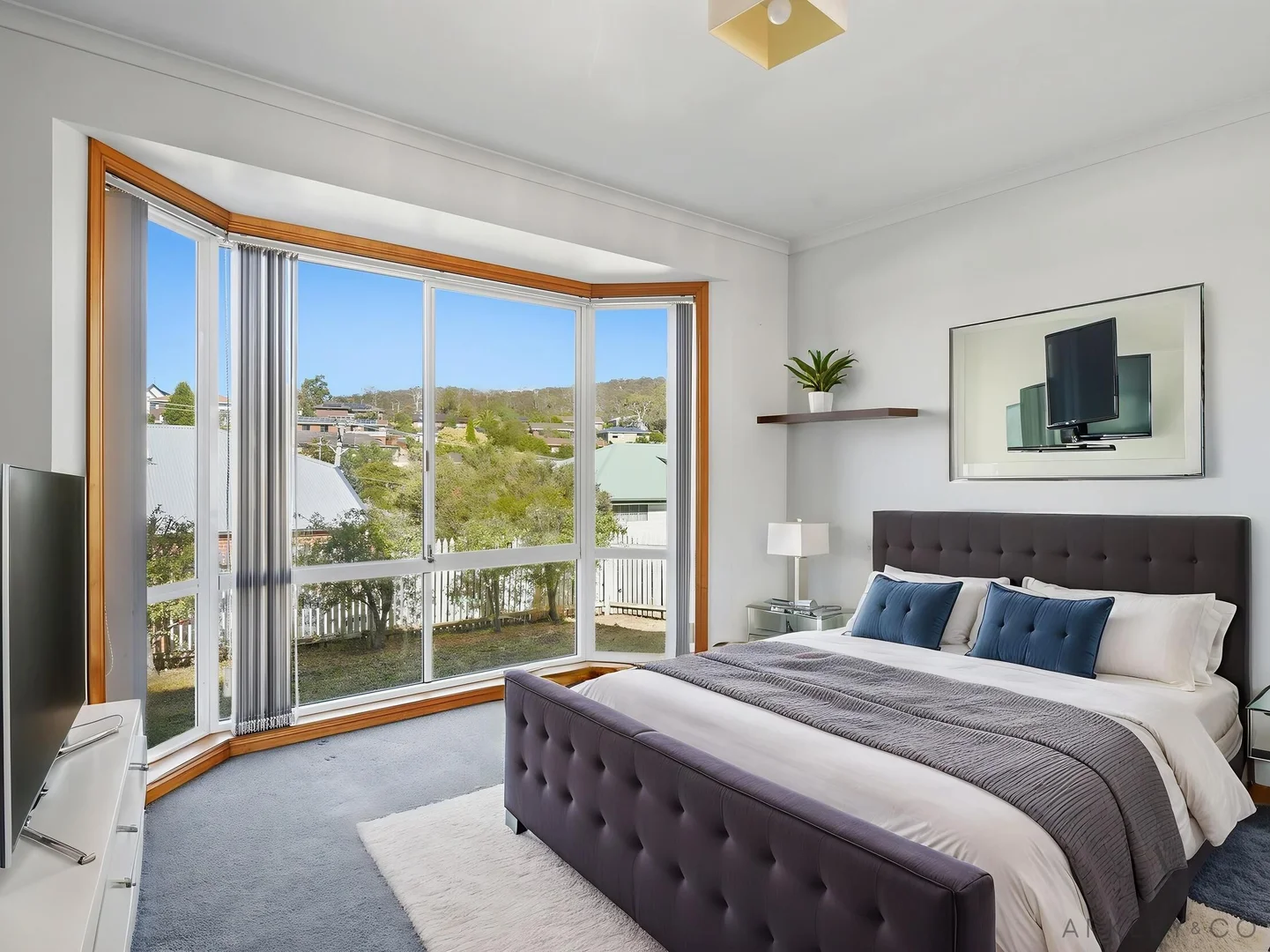 Additional image 3 of 2/91 Gordons Hill Road, Lindisfarne TAS 7015
