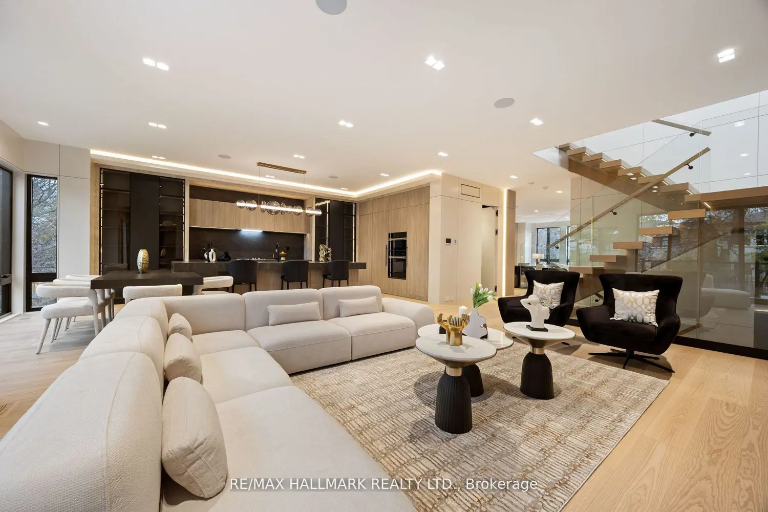 652 Bedford Park Avenue photo 5