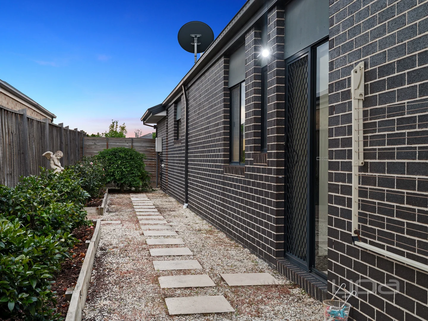 Additional image 24 of 49 Oakpark Drive, Harkness VIC 3337