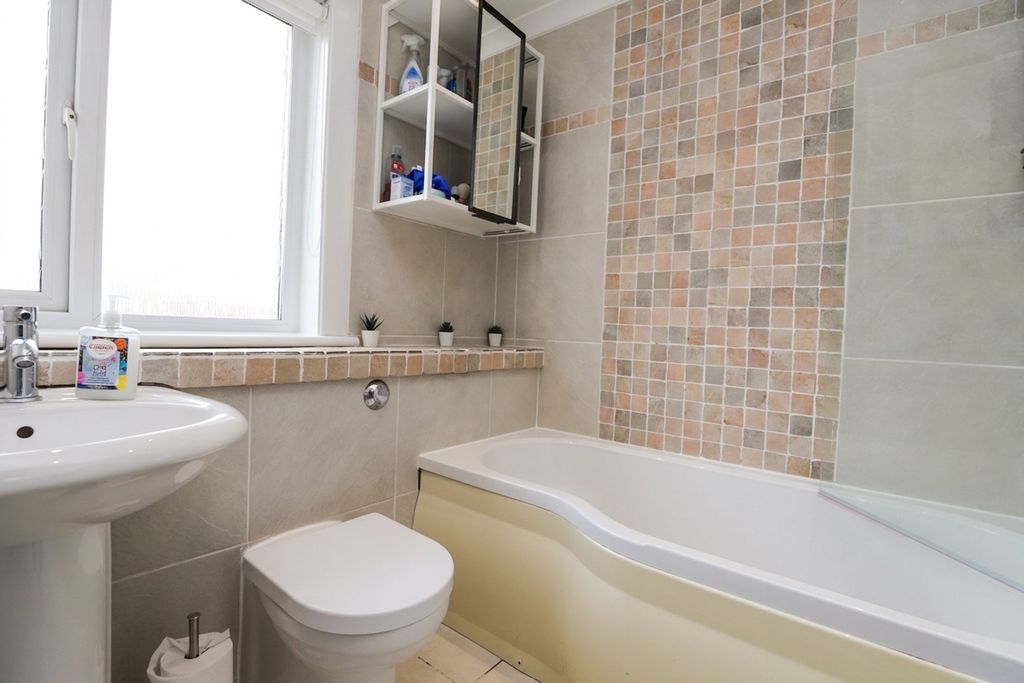 Additional image 19 of 2 bed flat for saleLauder Gardens, Coatbridge ML5