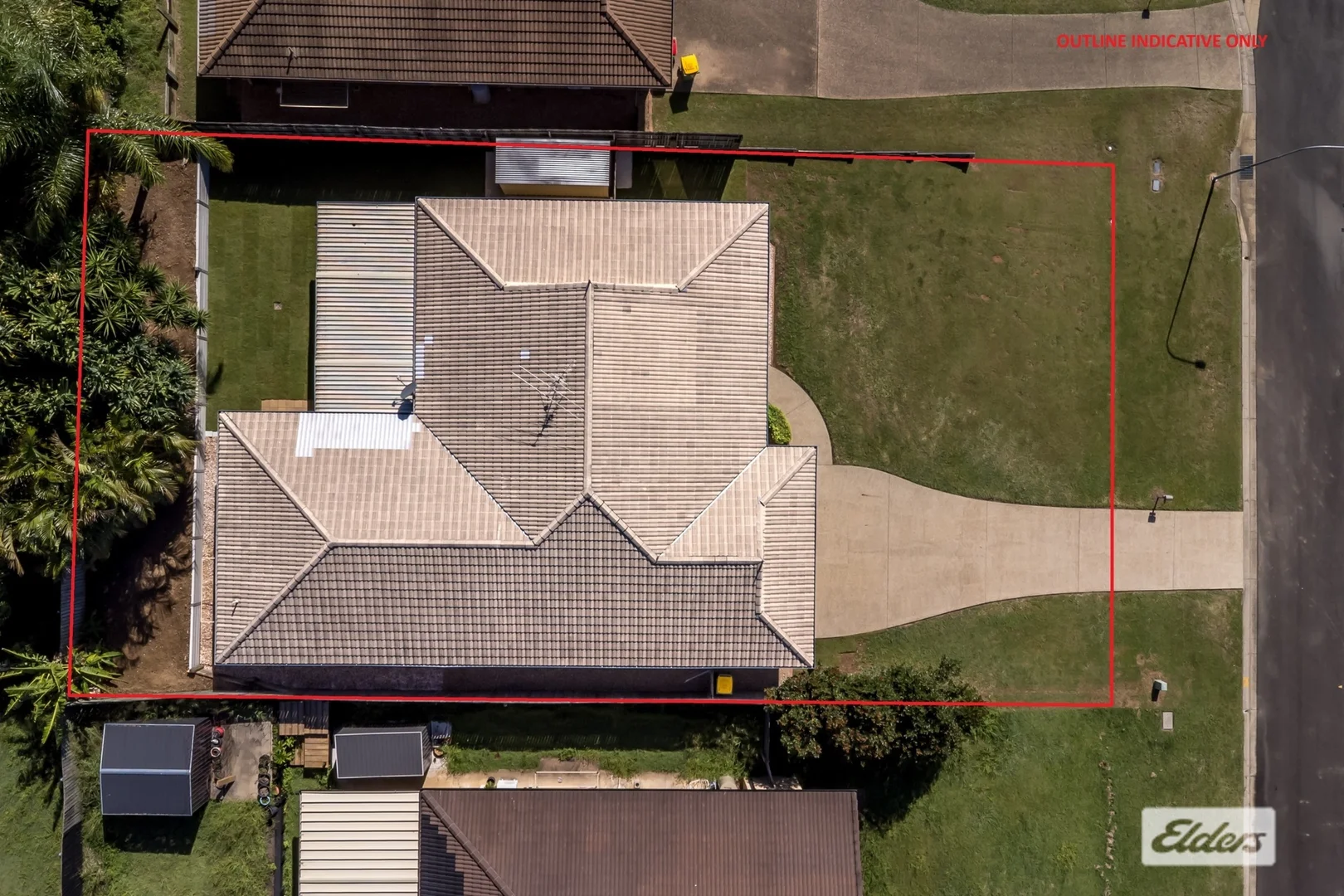 16 Andrews Drive, Gatton QLD 4343 photo 3