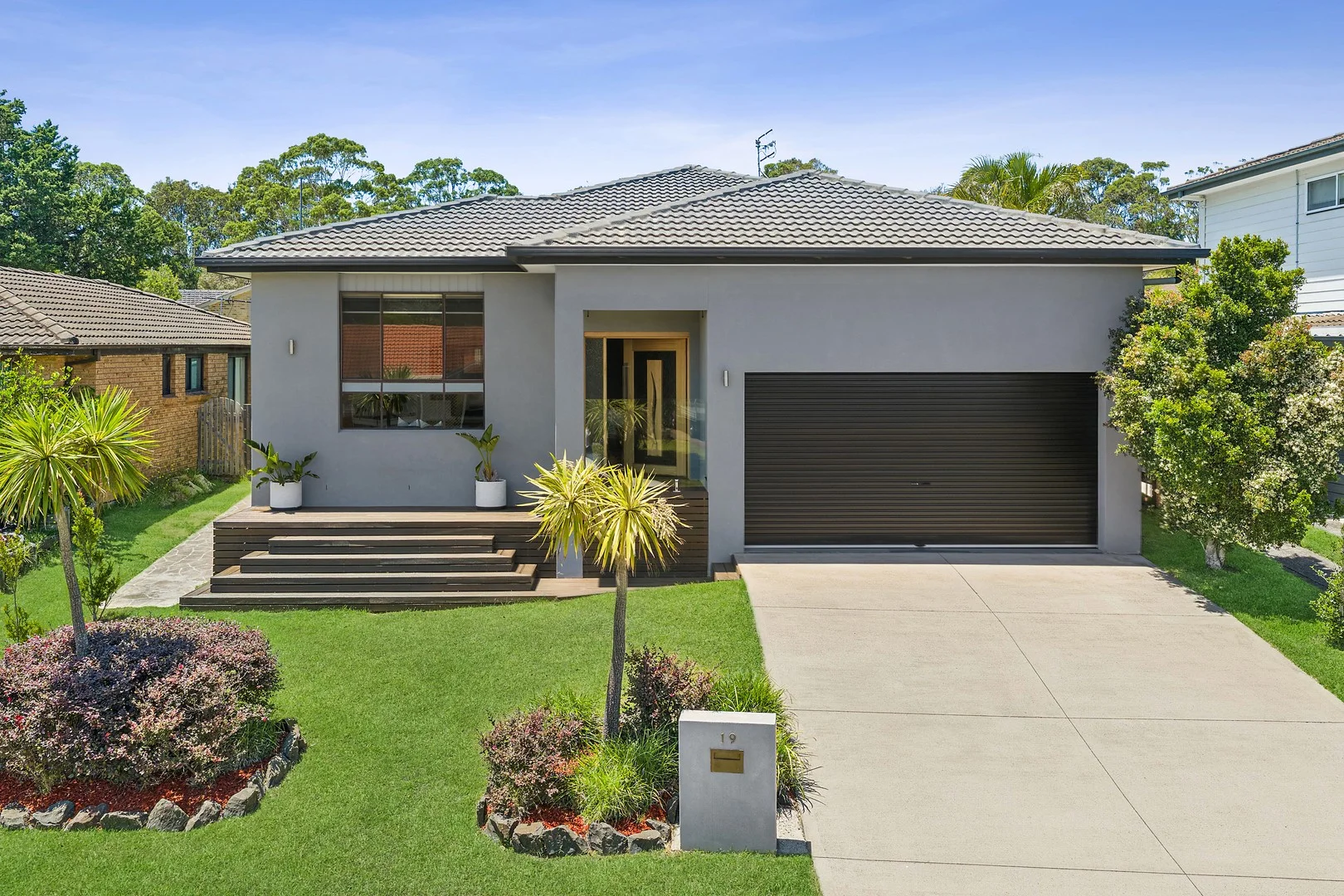 19 Namoi Close, Bateau Bay NSW 2261