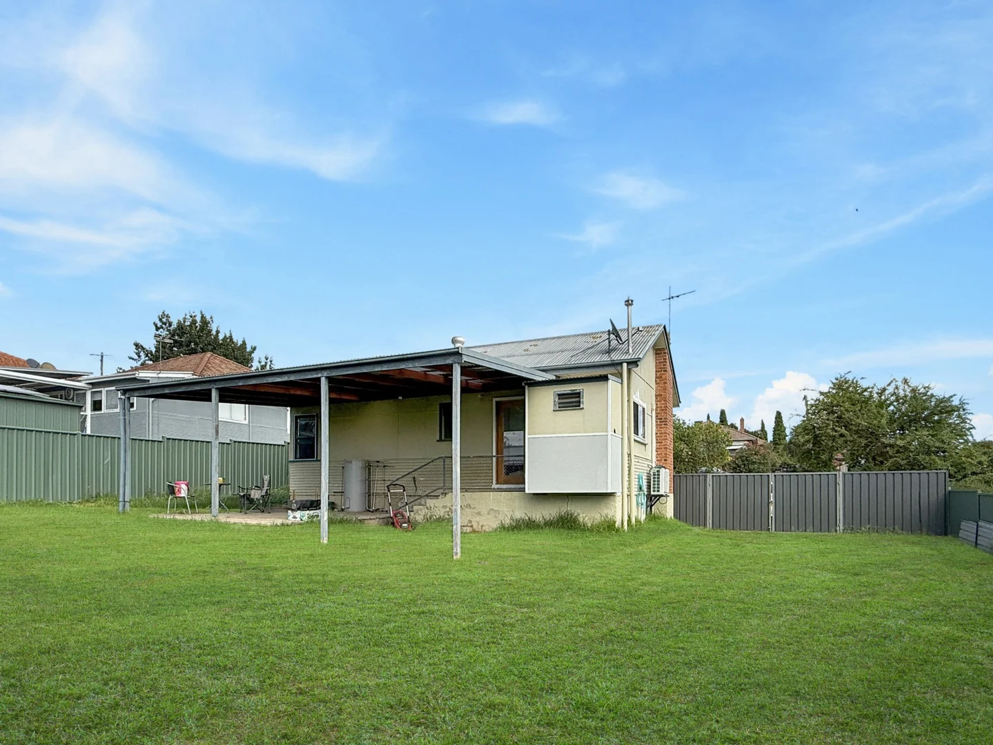 Additional image 10 of 4 White Street, Young NSW 2594