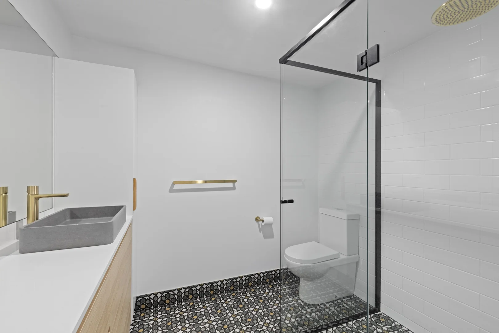 Additional image 4 of 12/209 Melbourne Road, Rippleside VIC 3215