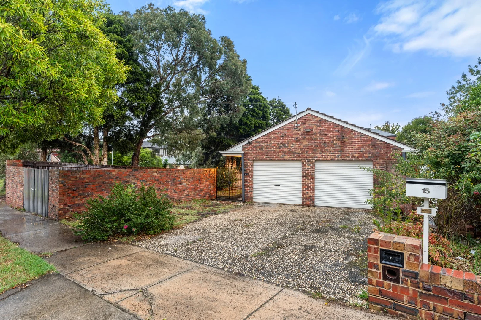 15 Gracehill Avenue, Burwood VIC 3125