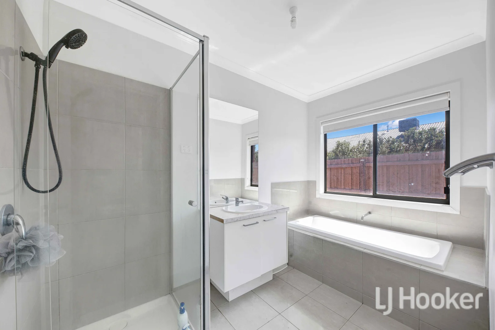 Additional image 10 of 24 Golden Wattle Way, Harkness VIC 3337