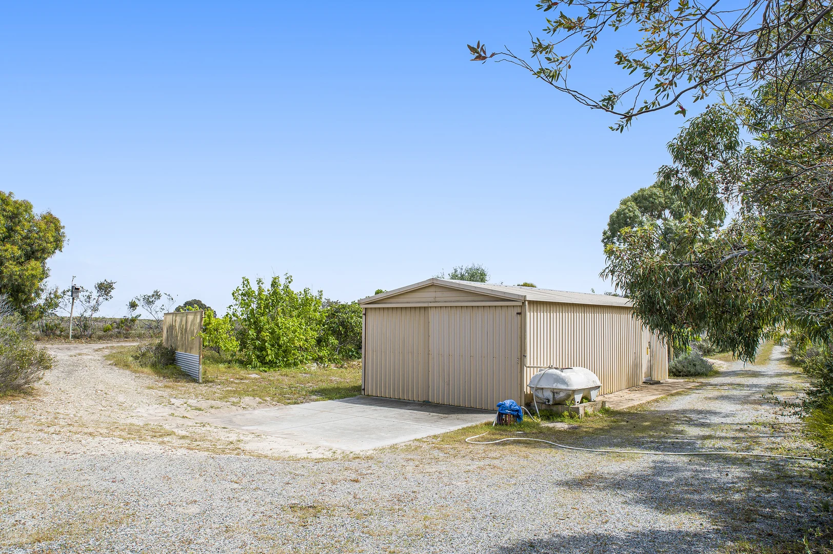 Additional image 20 of 142 Indiana Crescent, Karakin WA 6044