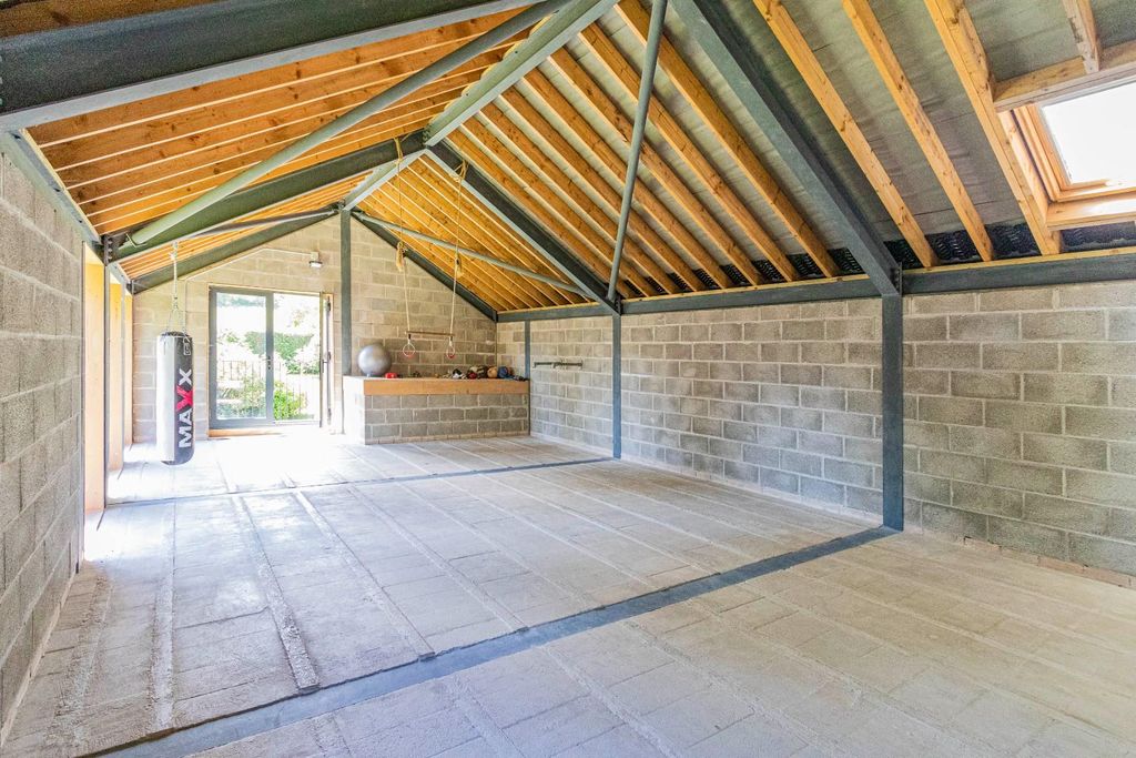 Additional image 10 of 5 bed detached house for saleAel Y Bryn, Rudry, Caerphilly CF83