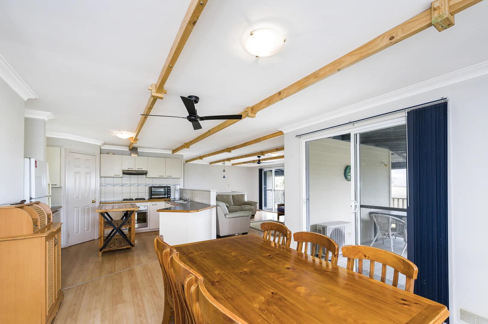 Additional image 8 of 142 Indiana Crescent, Karakin WA 6044