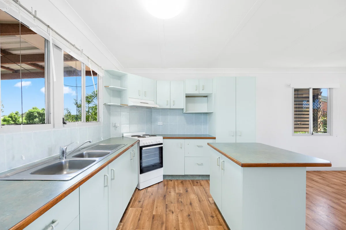 Additional image 3 of 19 Urangan Street, Torquay QLD 4655