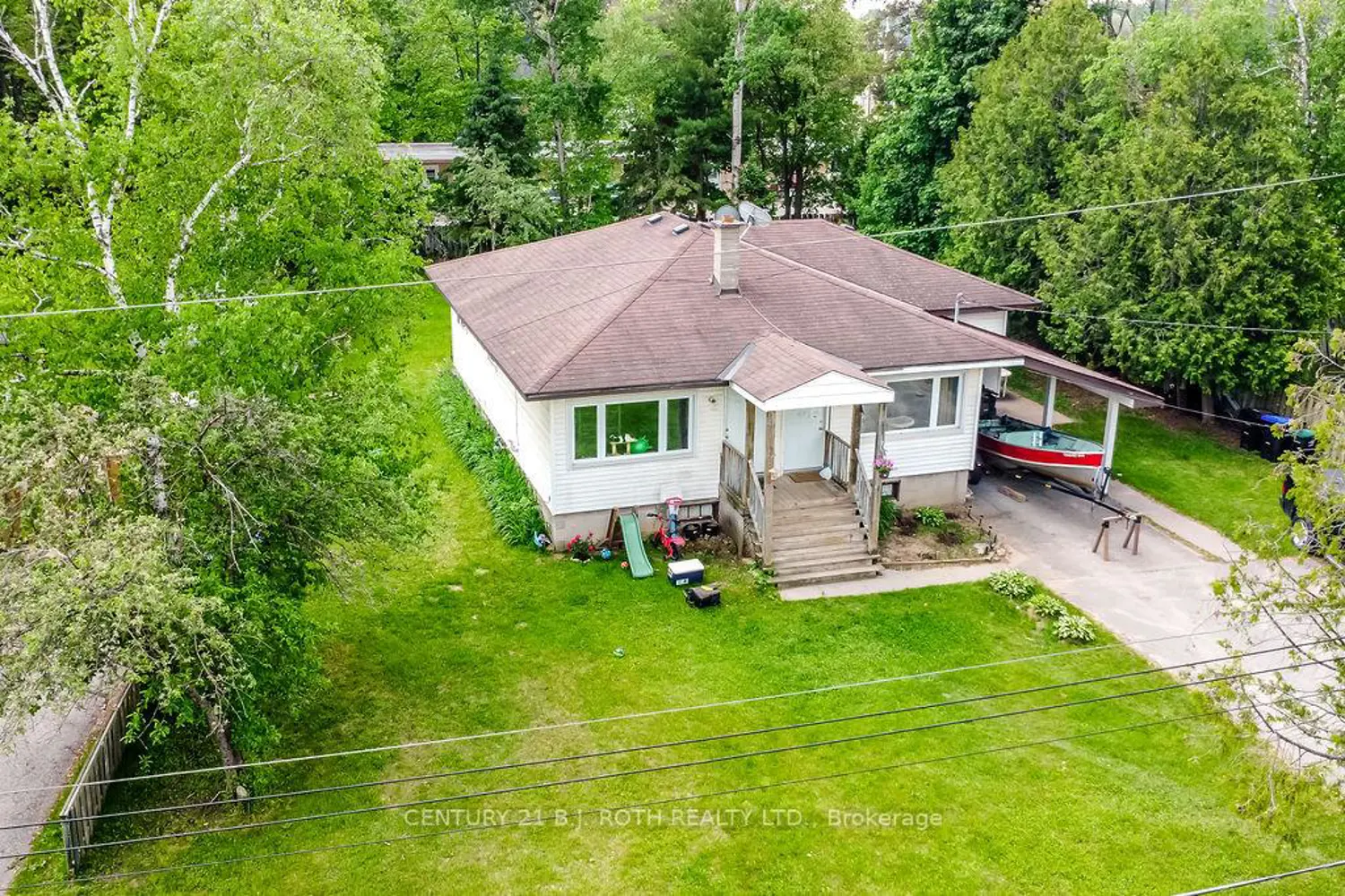 Additional image 9 of 8 Summerset Place