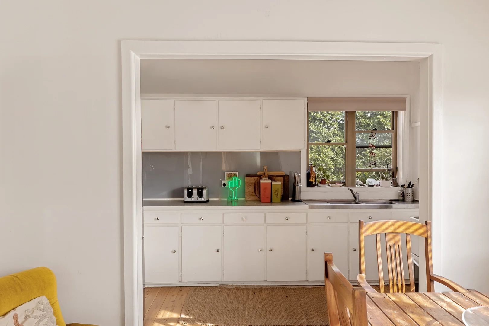 Additional image 6 of 82 Weringa Avenue, Lake Heights NSW 2502