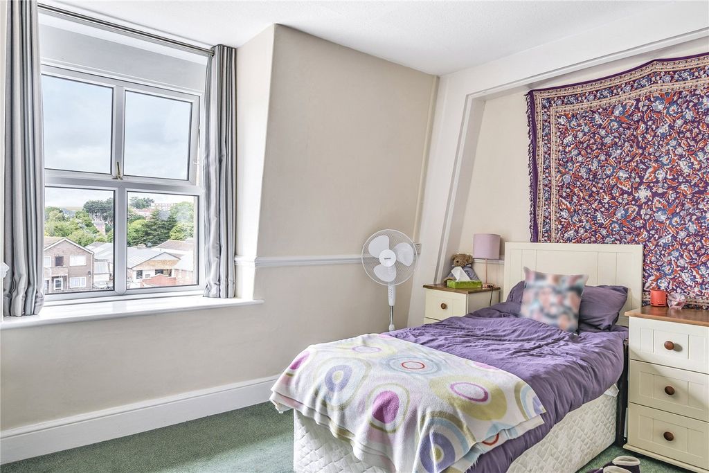 Additional image 9 of 3 bed flat for sale2 The Esplanade, Minehead, Somerset TA24