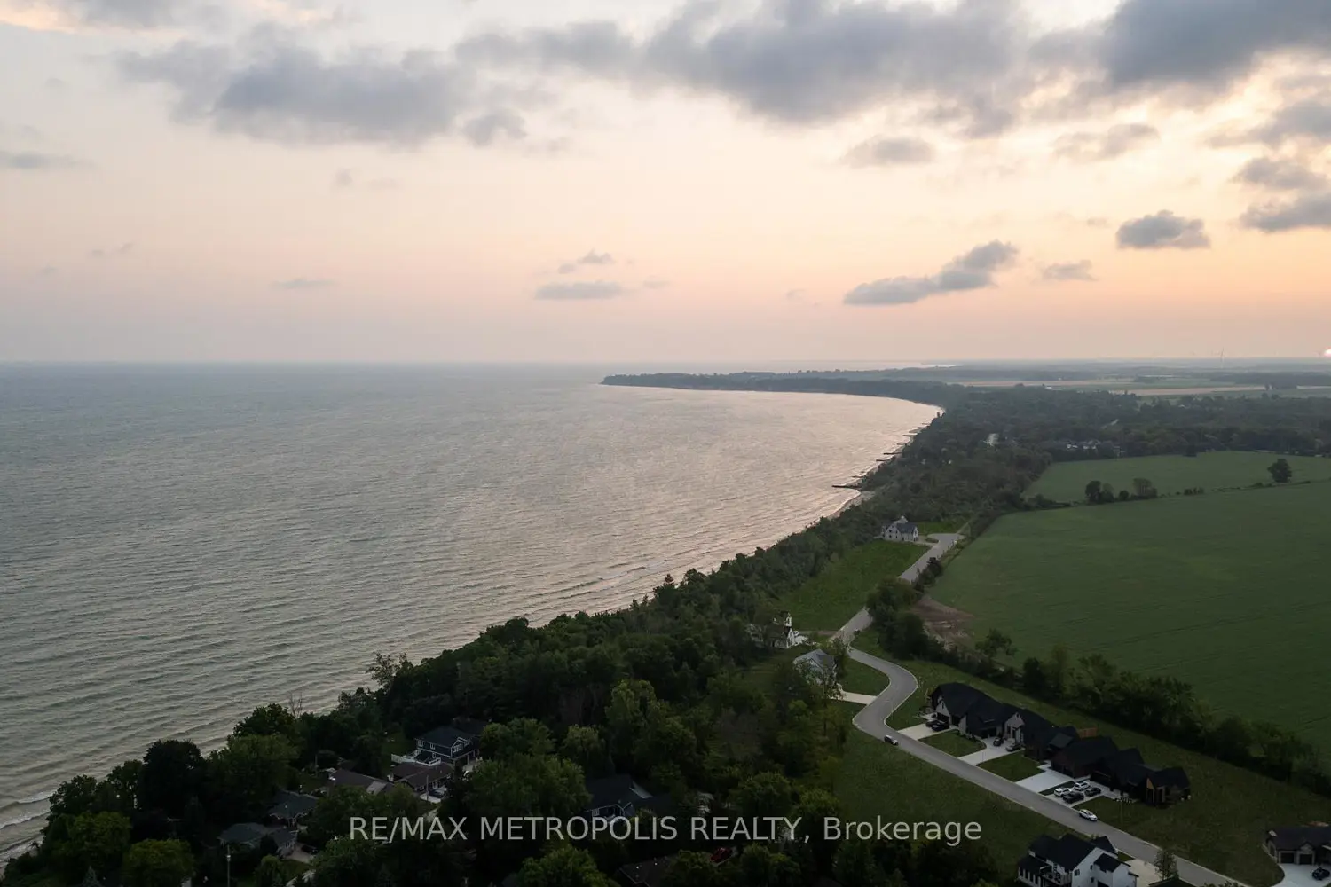 7069 Blue Coast Heights photo 3