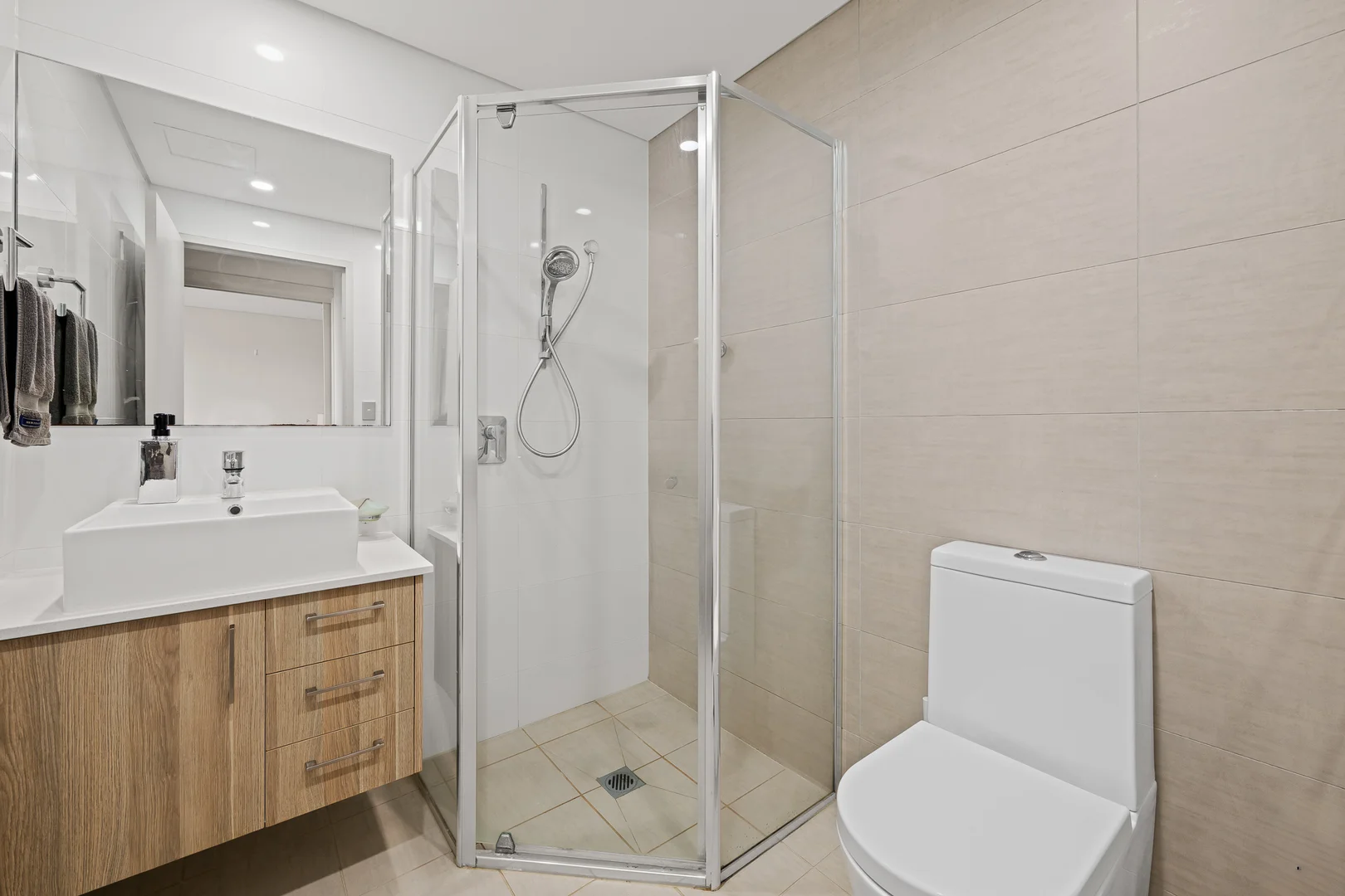 Additional image 6 of 405/4 Broughton Street, Canterbury NSW 2193