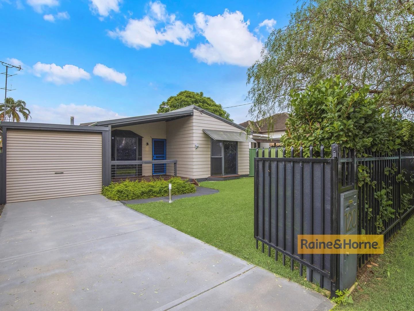 120 Paton Street, Woy Woy NSW 2256