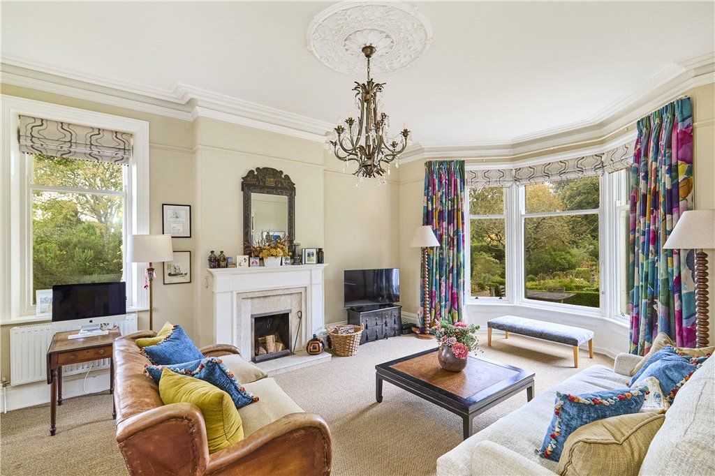 7 bed detached house for salePanorama Drive, Ilkley, West Yorkshire LS29 photo 3