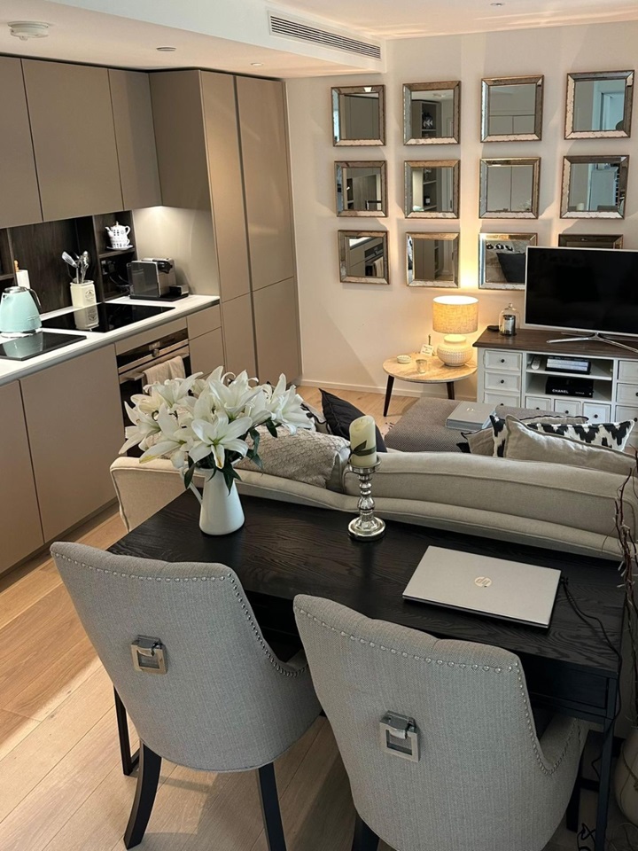 1 Bed Flat, York Place, SW11, N1 7GU photo 3