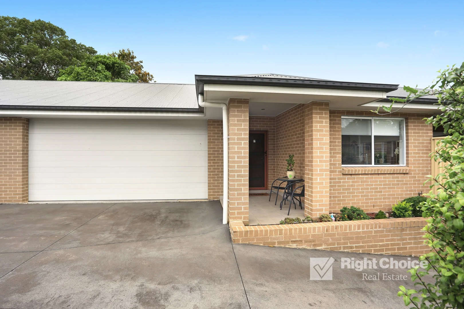 2/99 Terry Street, Albion Park NSW 2527