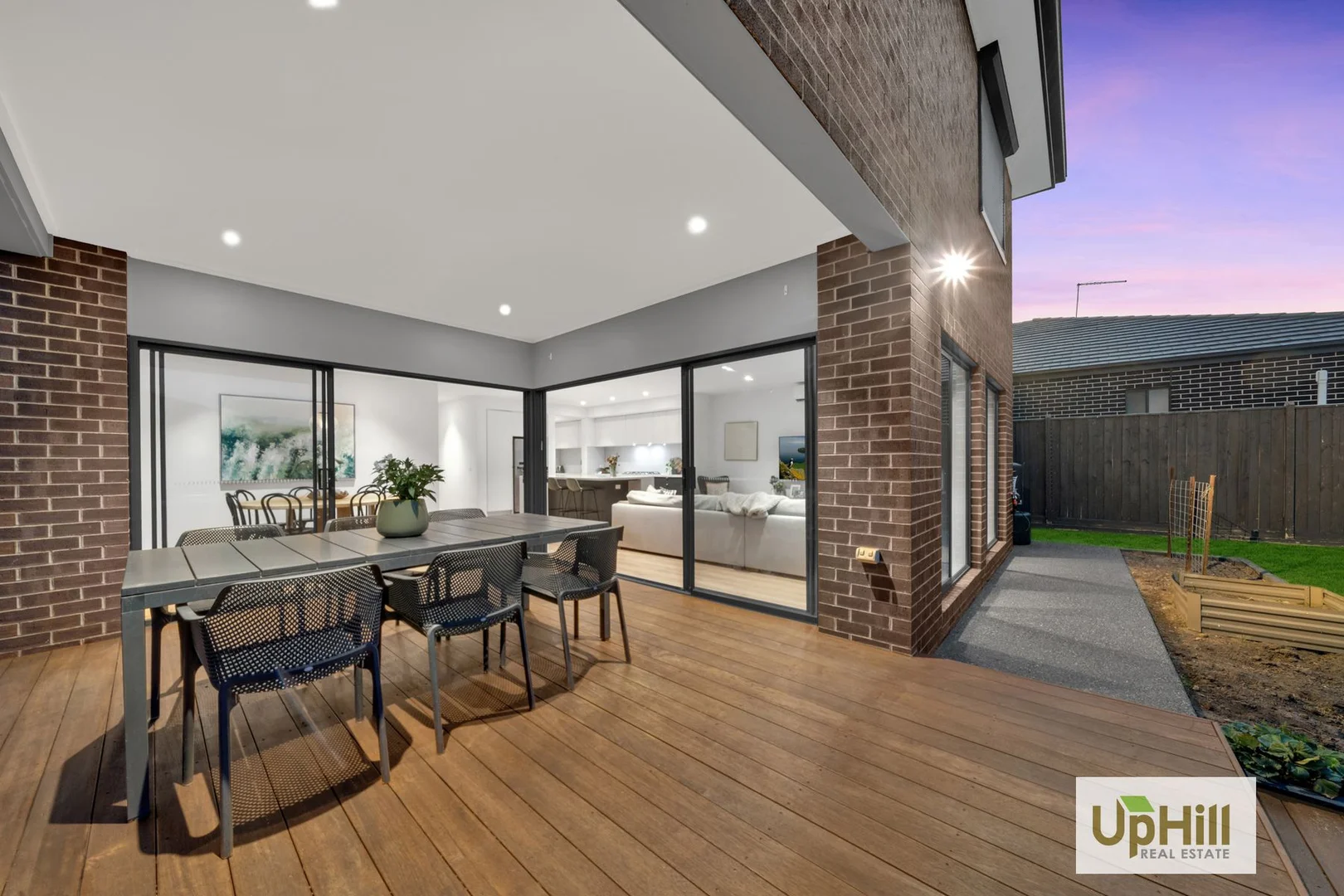 Additional image 34 of 8 Casa Circuit, Clyde North VIC 3978