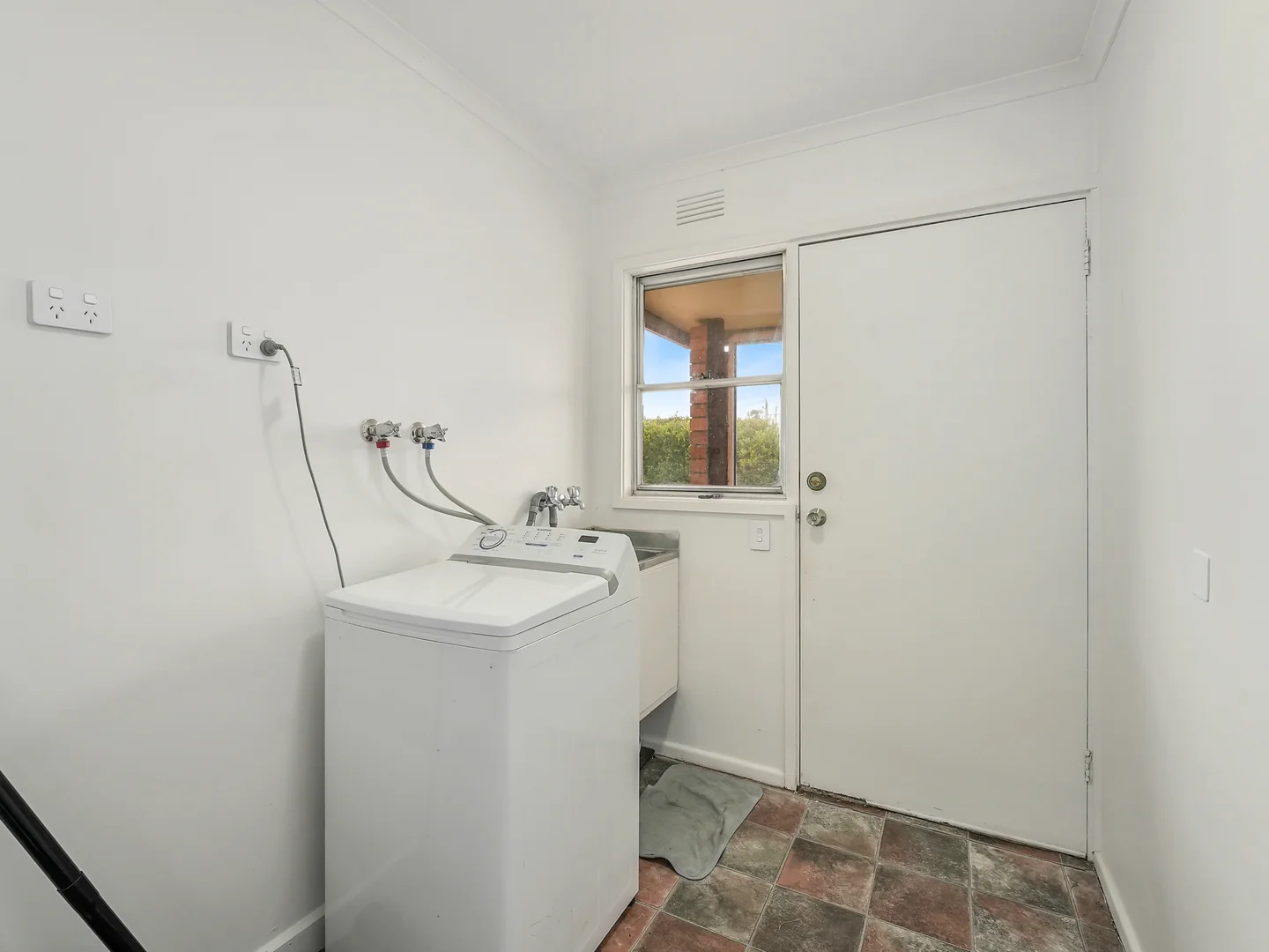 Additional image 13 of 8 Shaw Street, Swansea TAS 7190