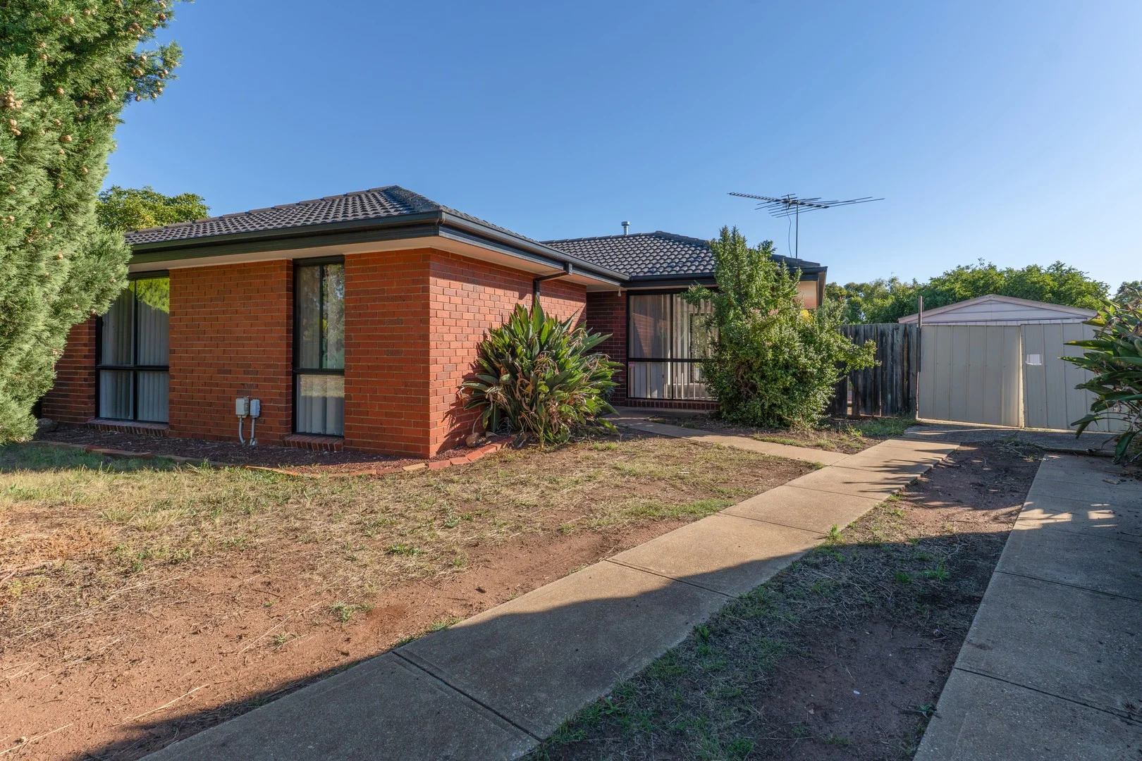 15 Pamela Court, Melton West VIC 3337