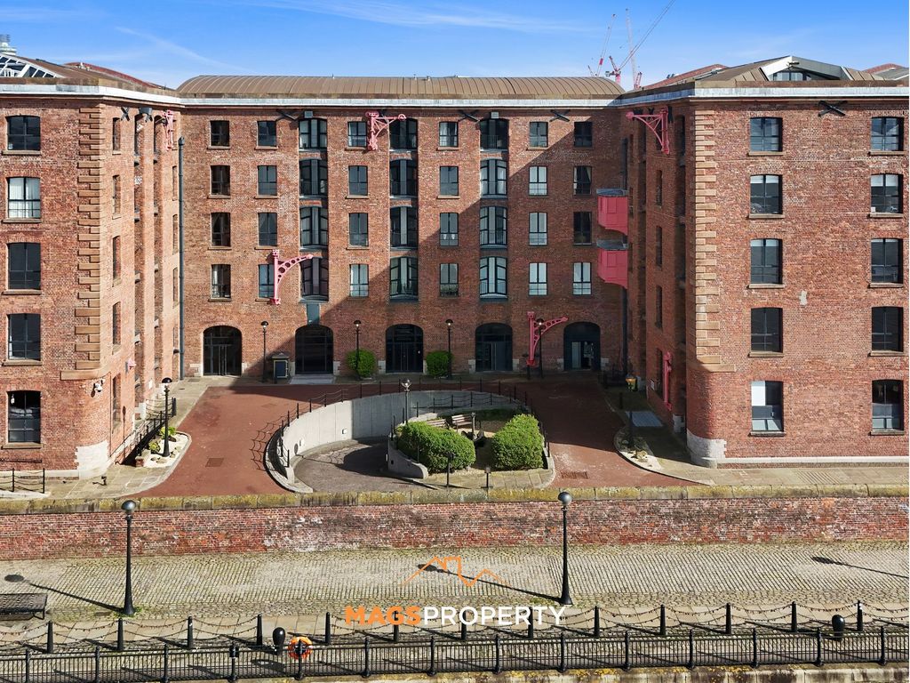 4 bed flat for saleAlbert Dock, Liverpool L3 photo 5