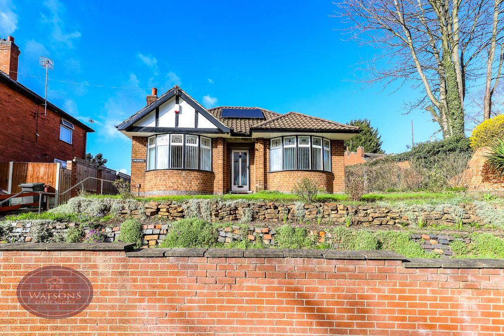 2 bed detached bungalow for saleBroxtowe Lane, Nottingham NG8