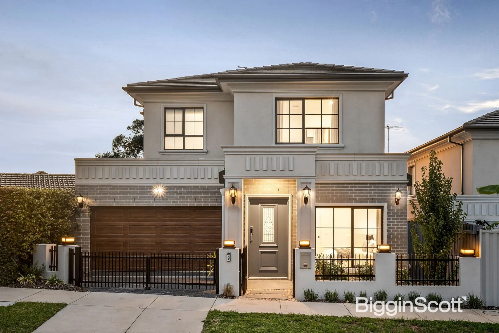 9 Olron Rise, Doncaster East VIC 3109