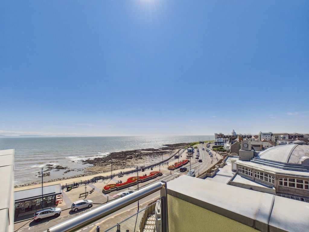 2 bed flat for saleEsplanade, Porthcawl CF36