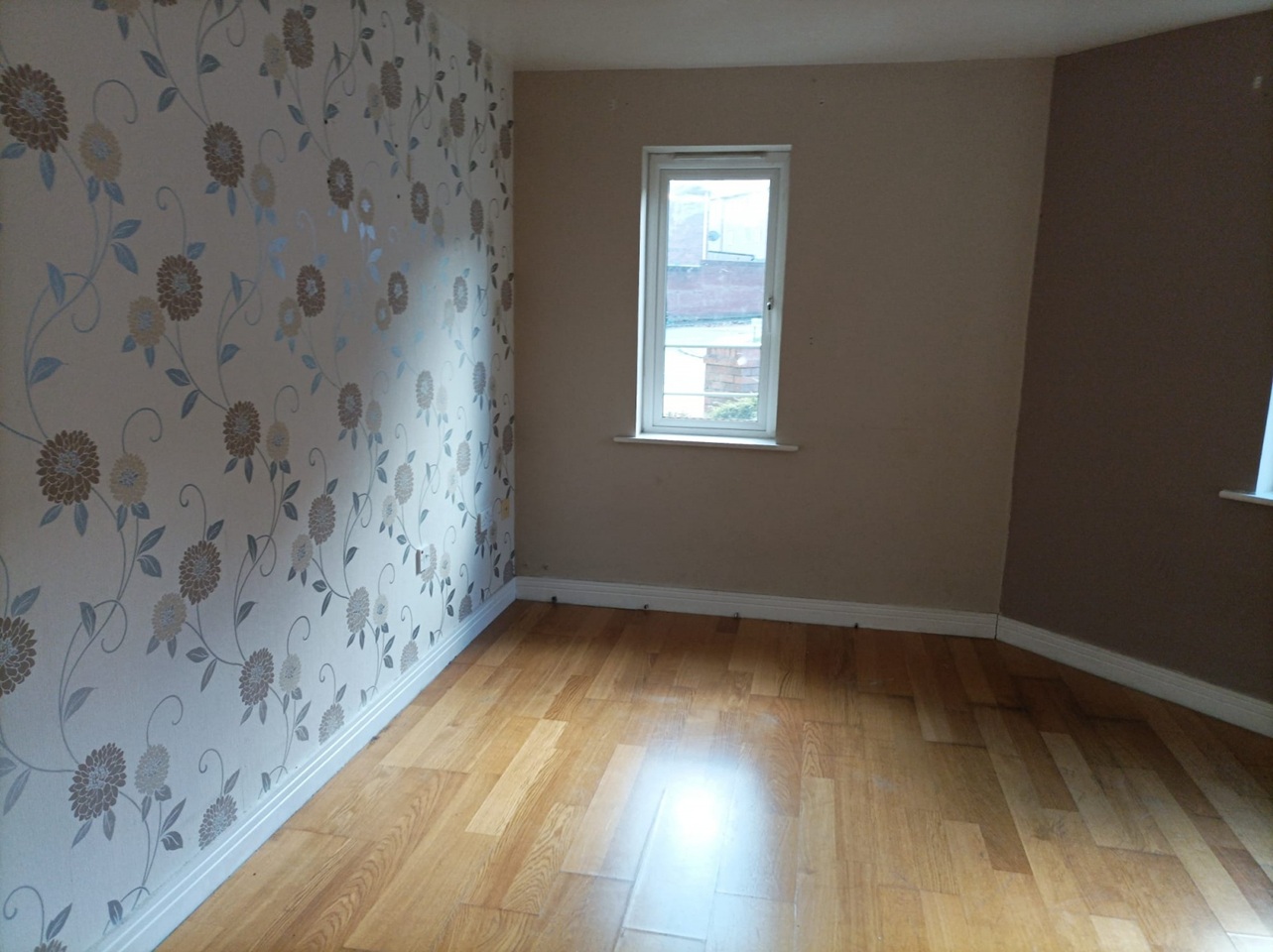 2 Bed Flat, Navigation Way, B18, N1 7GU photo 4