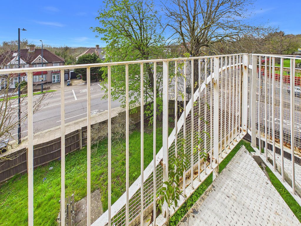 1 bed flat for saleAssisi Court, Wembley HA0