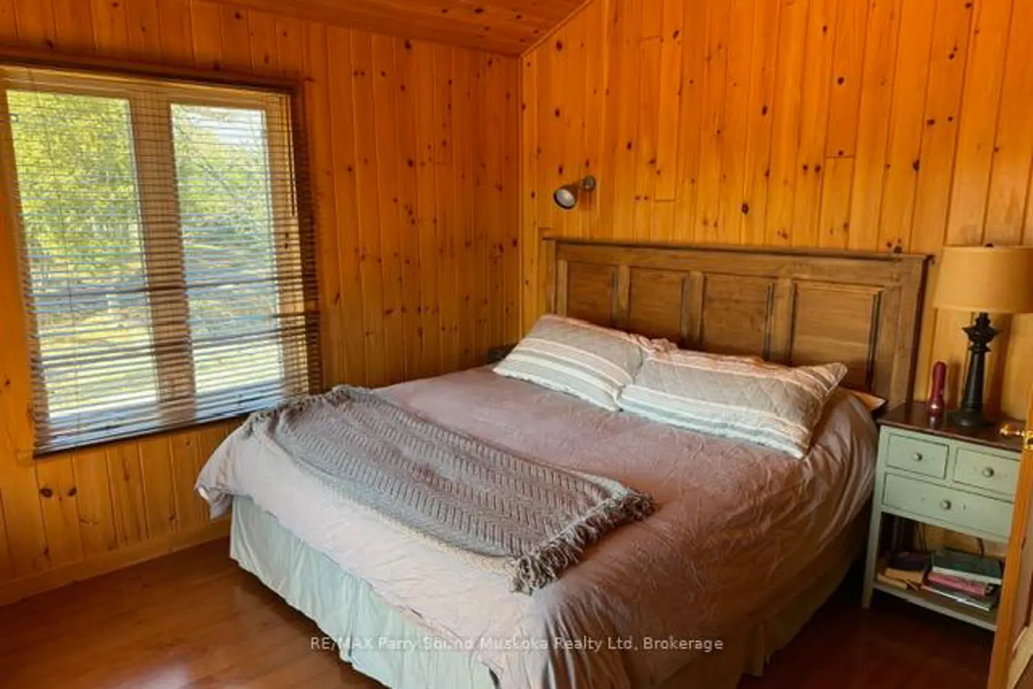 Additional image 7 of 1 B844