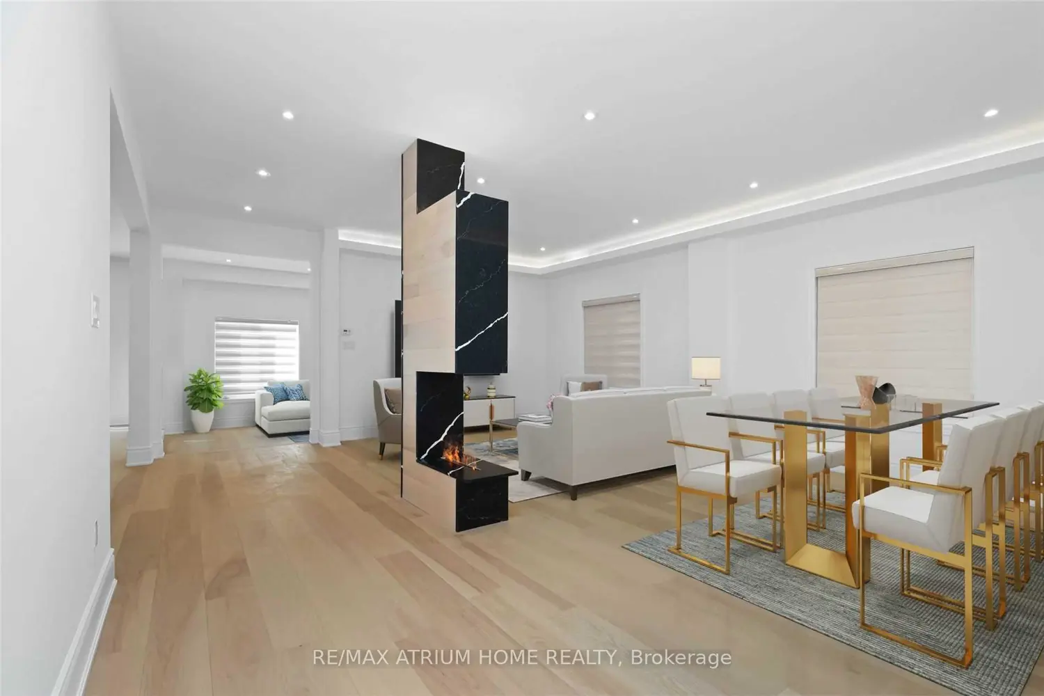 162 Bathurst Glen Drive photo 2