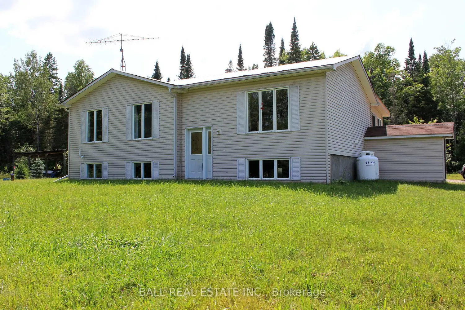 7113 Highway 127 photo 4