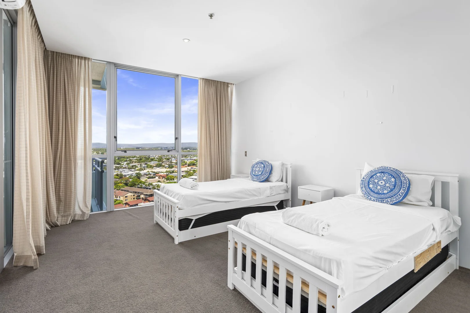 Additional image 6 of 1402/360 Marine Parade, Labrador QLD 4215