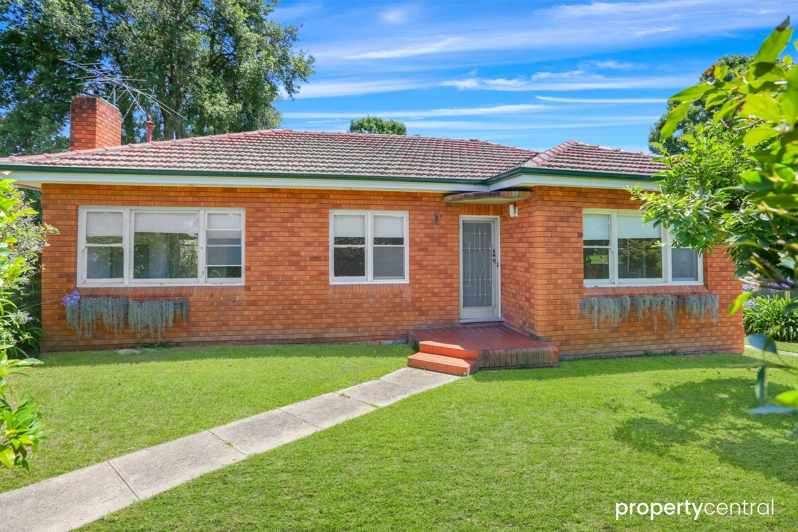 2 Bellereeve Avenue, Mount Riverview NSW 2774