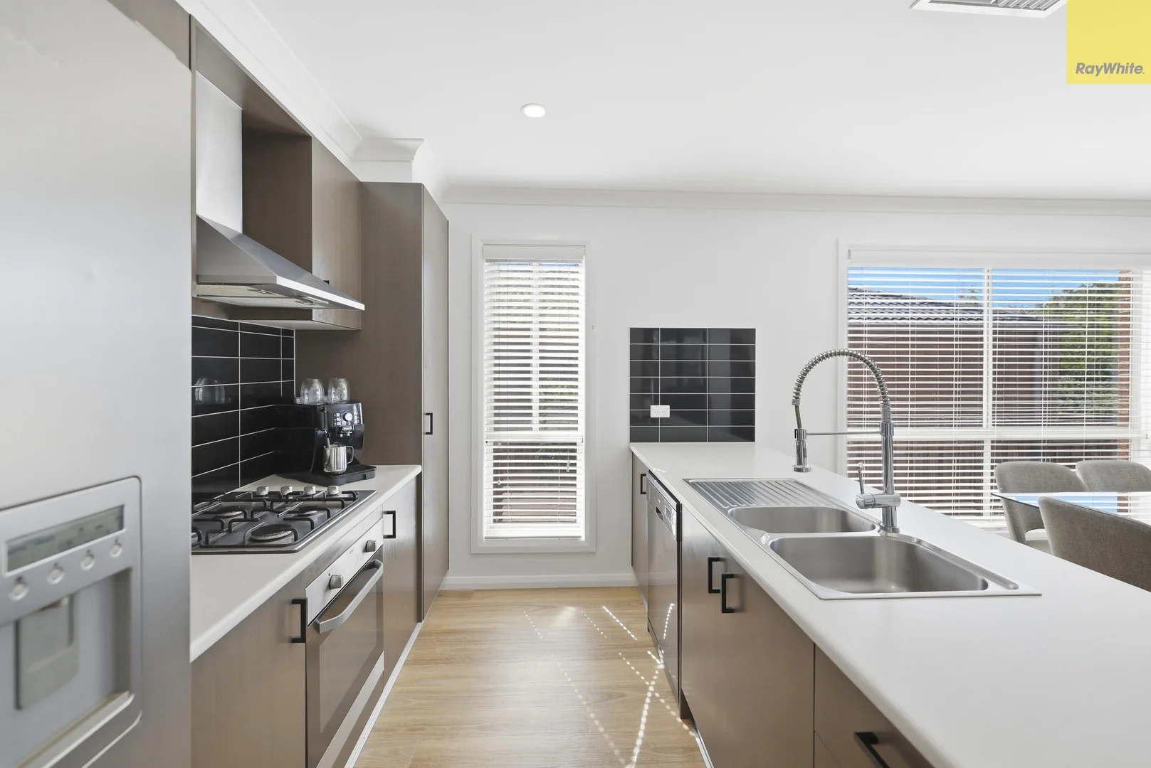 55 Cromarty Circuit, Darley VIC 3340 photo 3