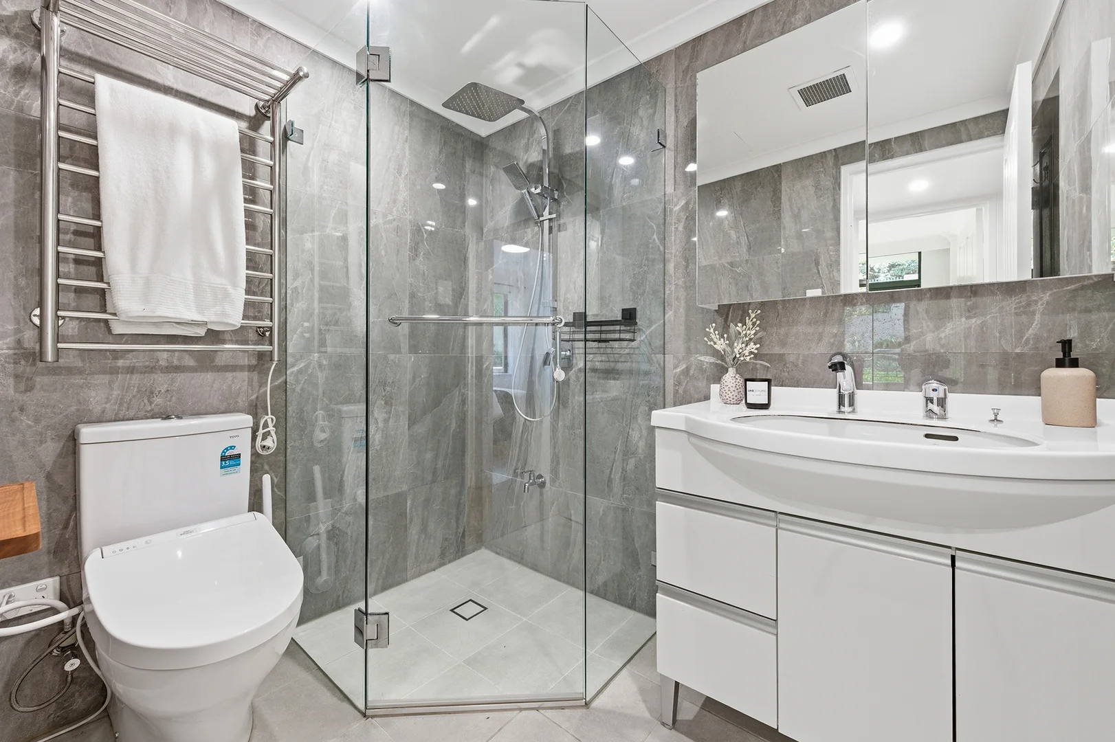 Additional image 10 of Unit 201/10 Freeman Rd, Chatswood NSW 2067