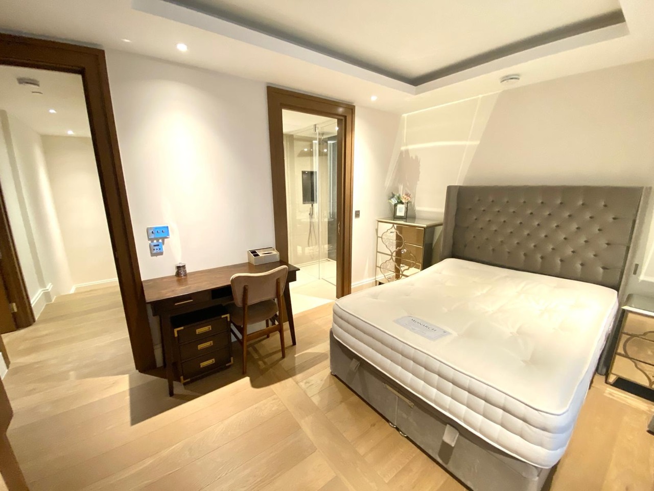 Additional image 10 of 2 Bed Flat, Milford House, WC2R, N1 7GU