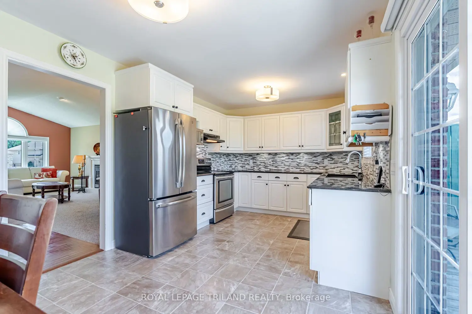 67 Donker Drive photo 4