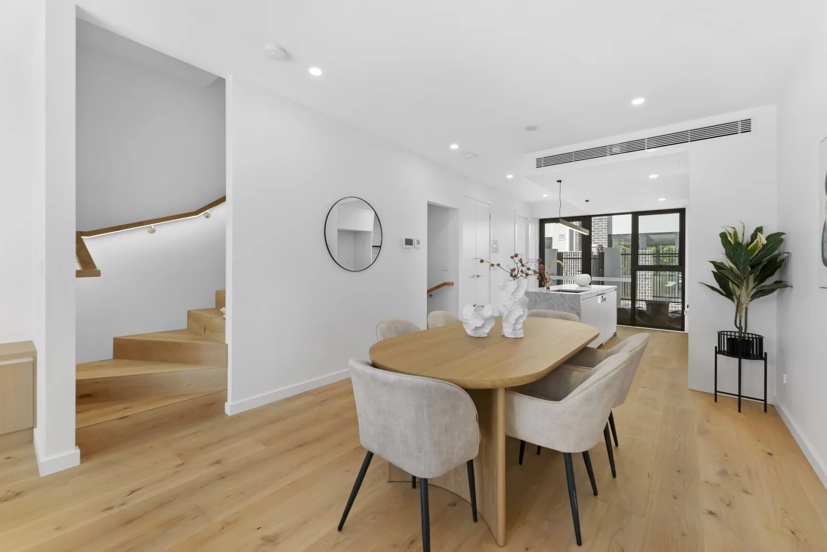 Additional image 5 of 16/19 Whitehorse Road, Blackburn VIC 3130