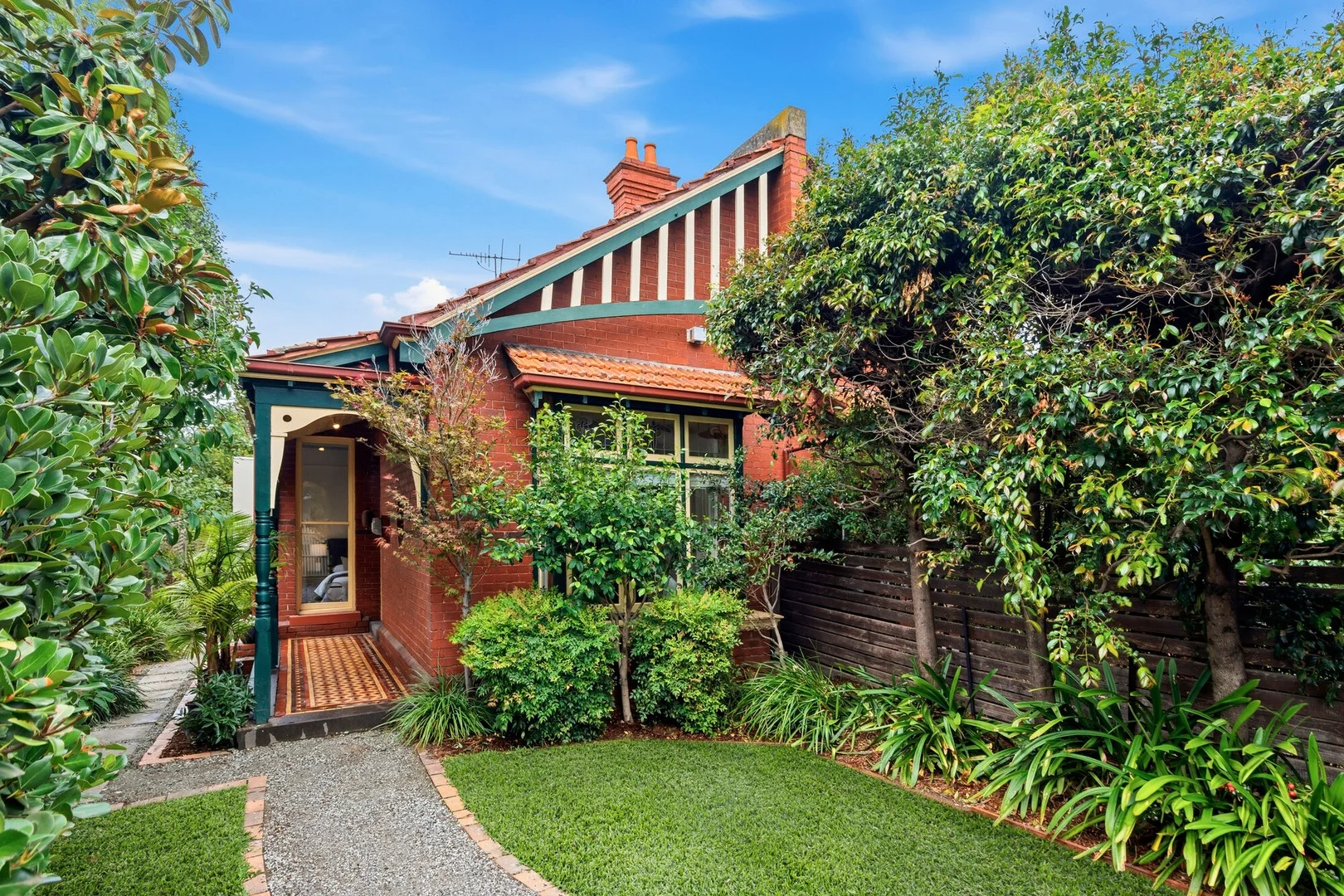 17 Avoca Avenue, Elwood VIC 3184