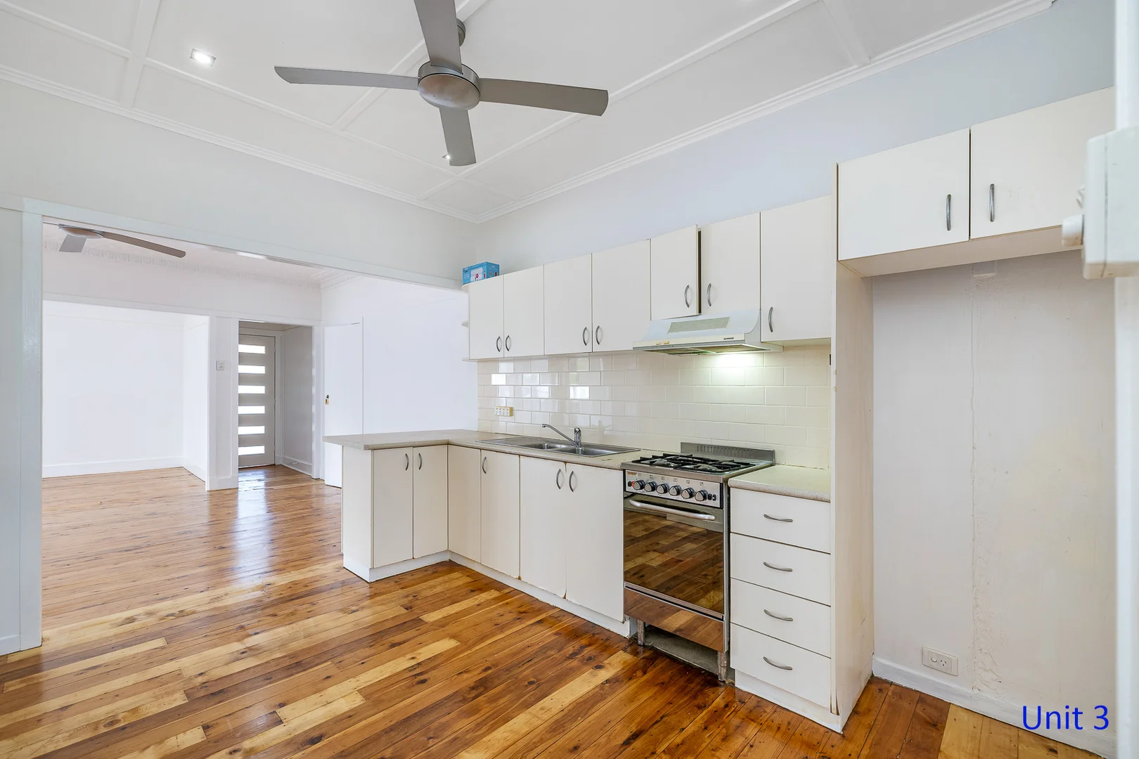 Additional image 16 of 52 Barnes Avenue, Coorparoo QLD 4151