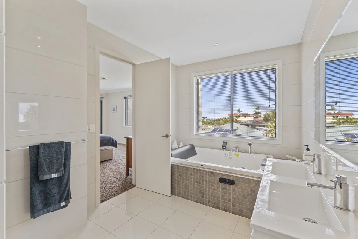 Additional image 10 of 30 Tara Vista Boulevard, Highland Park QLD 4211