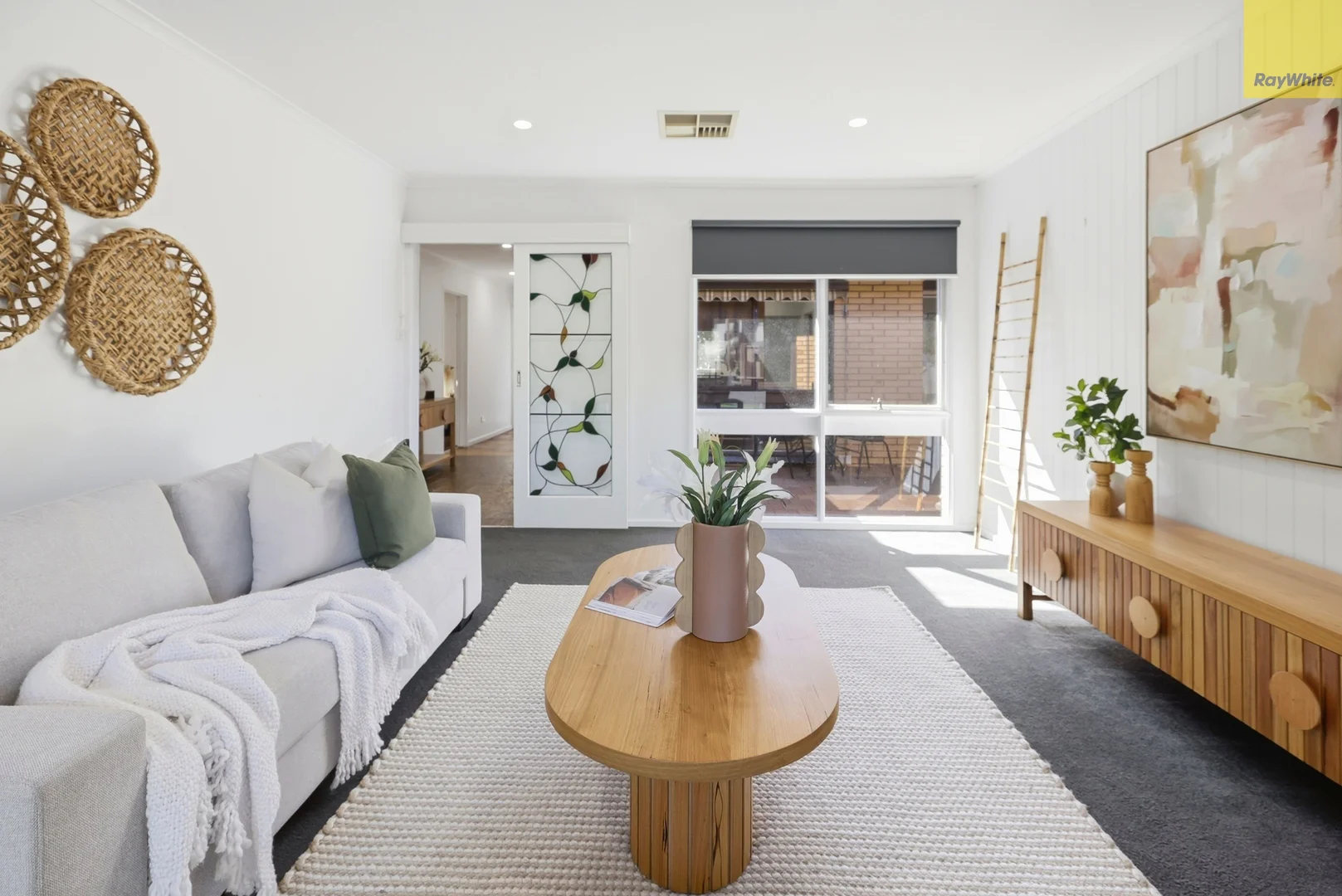 2 Manly Court, Bacchus Marsh VIC 3340 photo 4