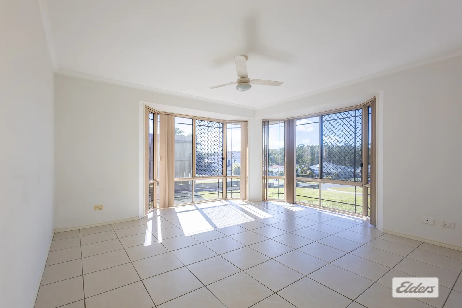 16 Andrews Drive, Gatton QLD 4343 photo 5
