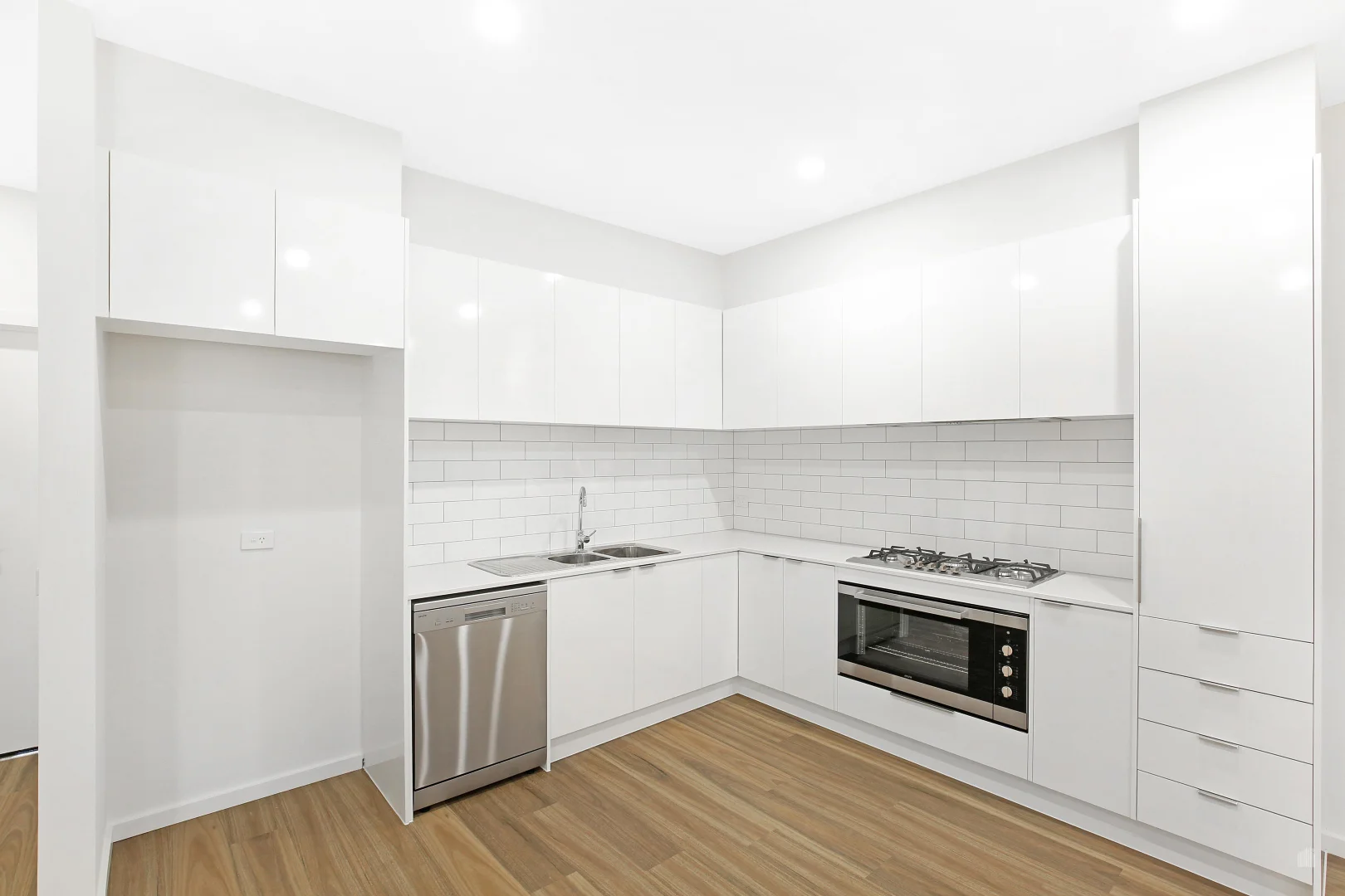 Additional image 2 of 23 Gilded Way, Craigieburn VIC 3064