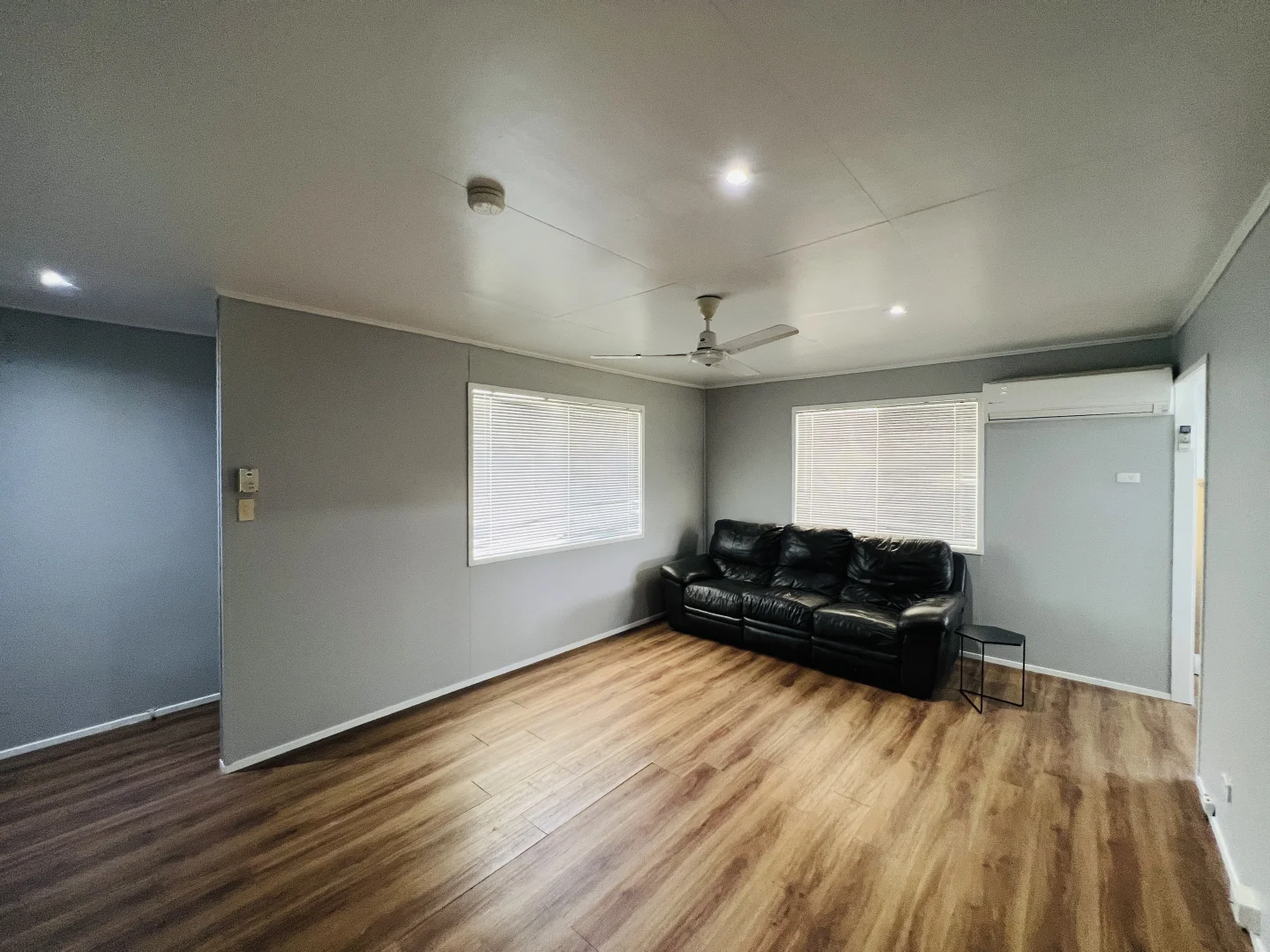 9 Brown Street, Dysart QLD 4745 photo 2