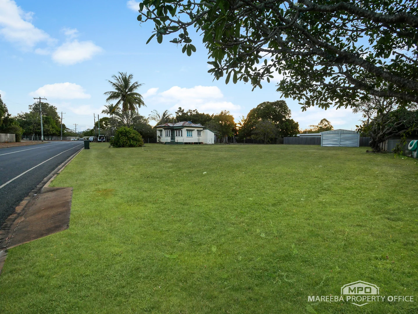 38 Doyle Street, Mareeba QLD 4880 photo 5